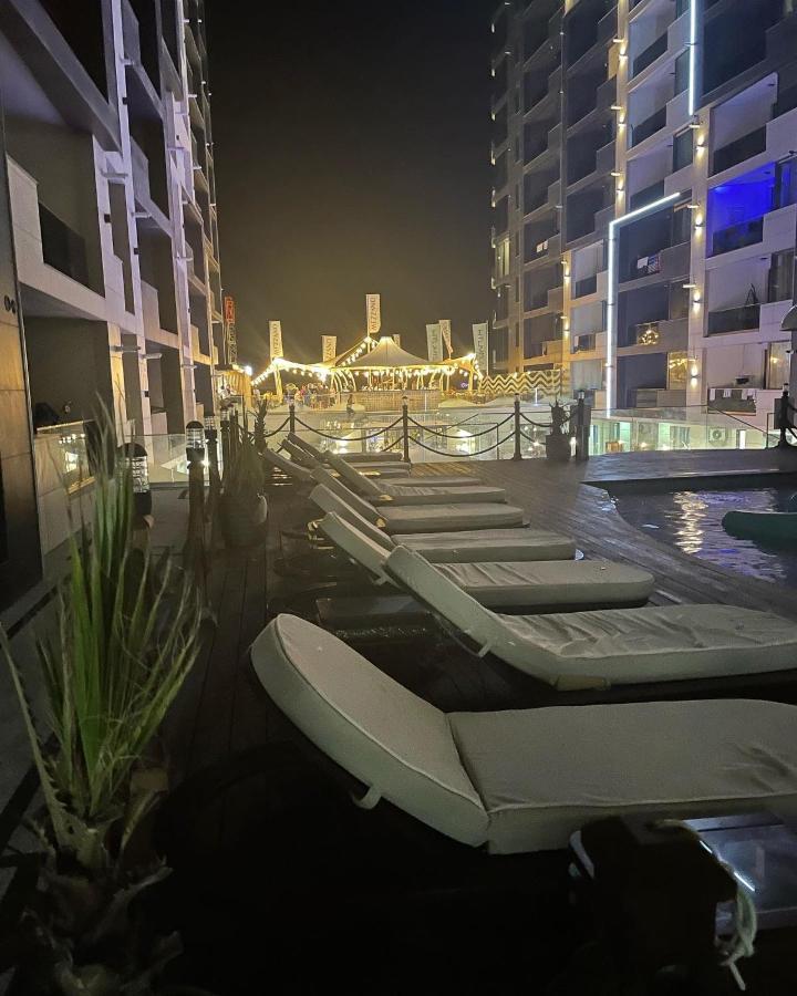 Metamorfoz Apartment Năvodari Eksteriør billede