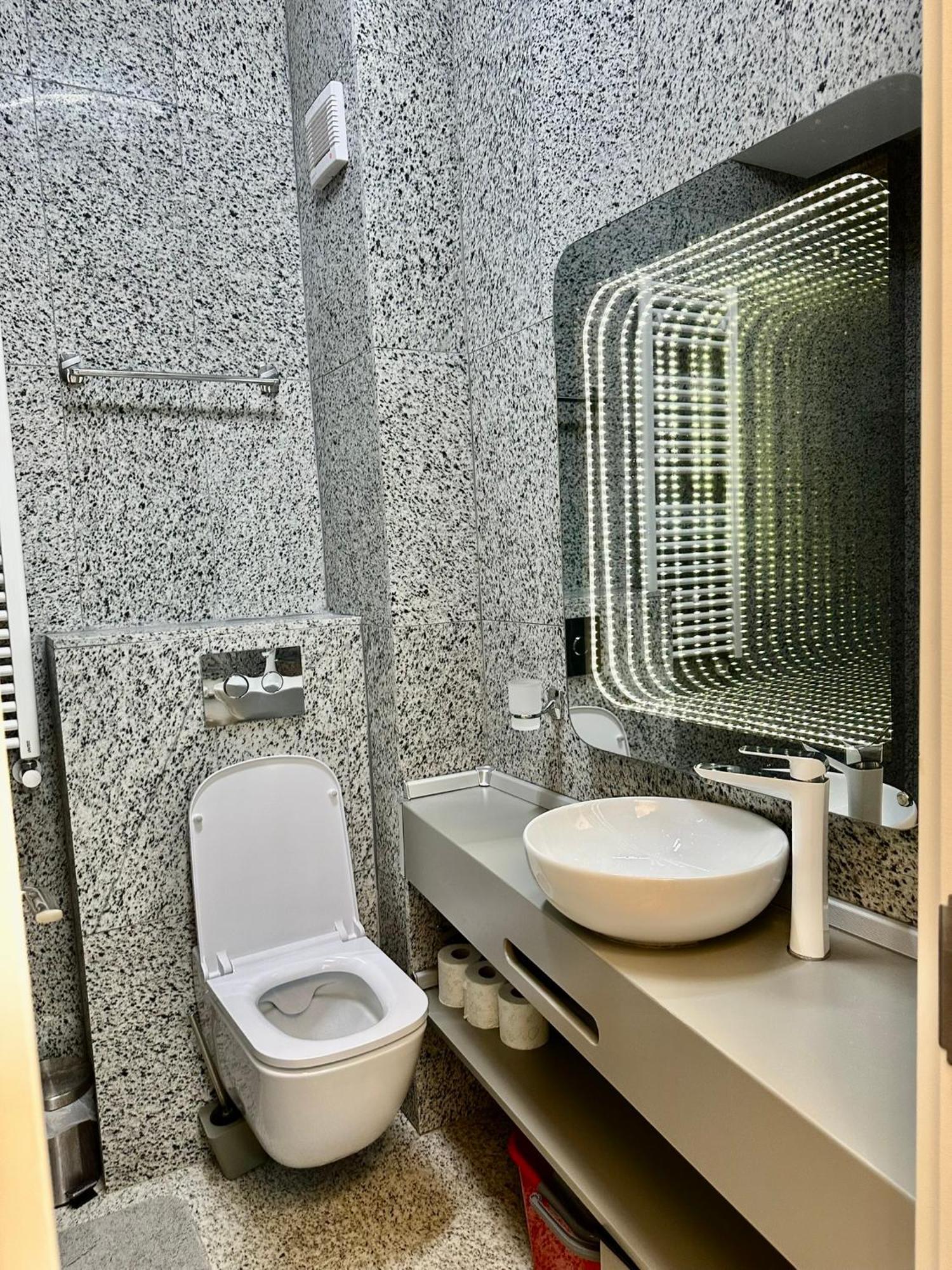 Metamorfoz Apartment Năvodari Eksteriør billede